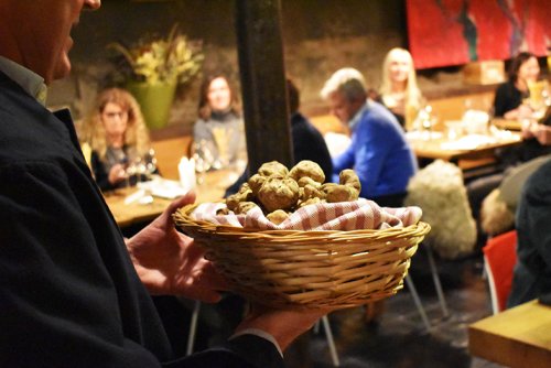 tematická večeře Lanýž-Tartufo, Pasquale Laera, the italians