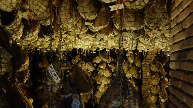 culatello di zibello, podera cadassa, emilia romagna